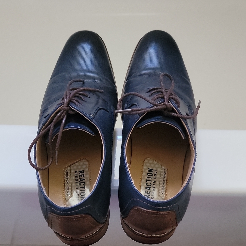Men's Kenneth Cole Reaction Blake 8.5 Navy Lace Up Dress Shoes